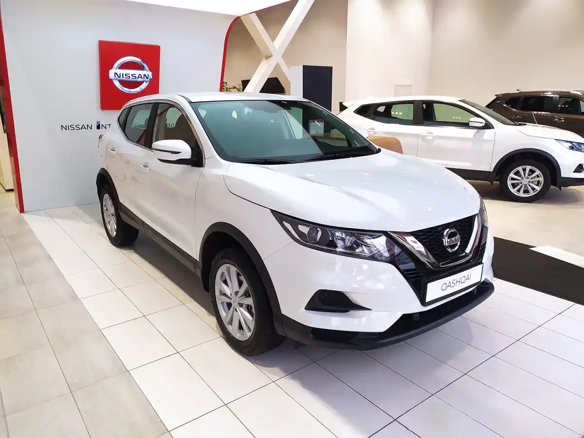 Nissan Qashqai - фото 1
