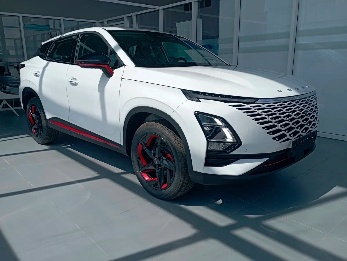 Omoda C5 - фото 1